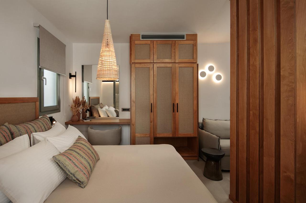 "Makava Suites" Your Luxe Urban Sanctuary Naxos City Bagian luar foto