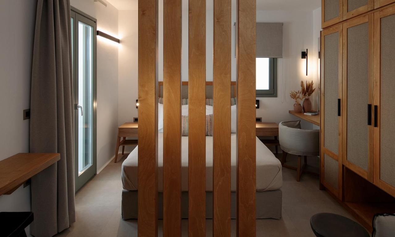 "Makava Suites" Your Luxe Urban Sanctuary Naxos City Bagian luar foto