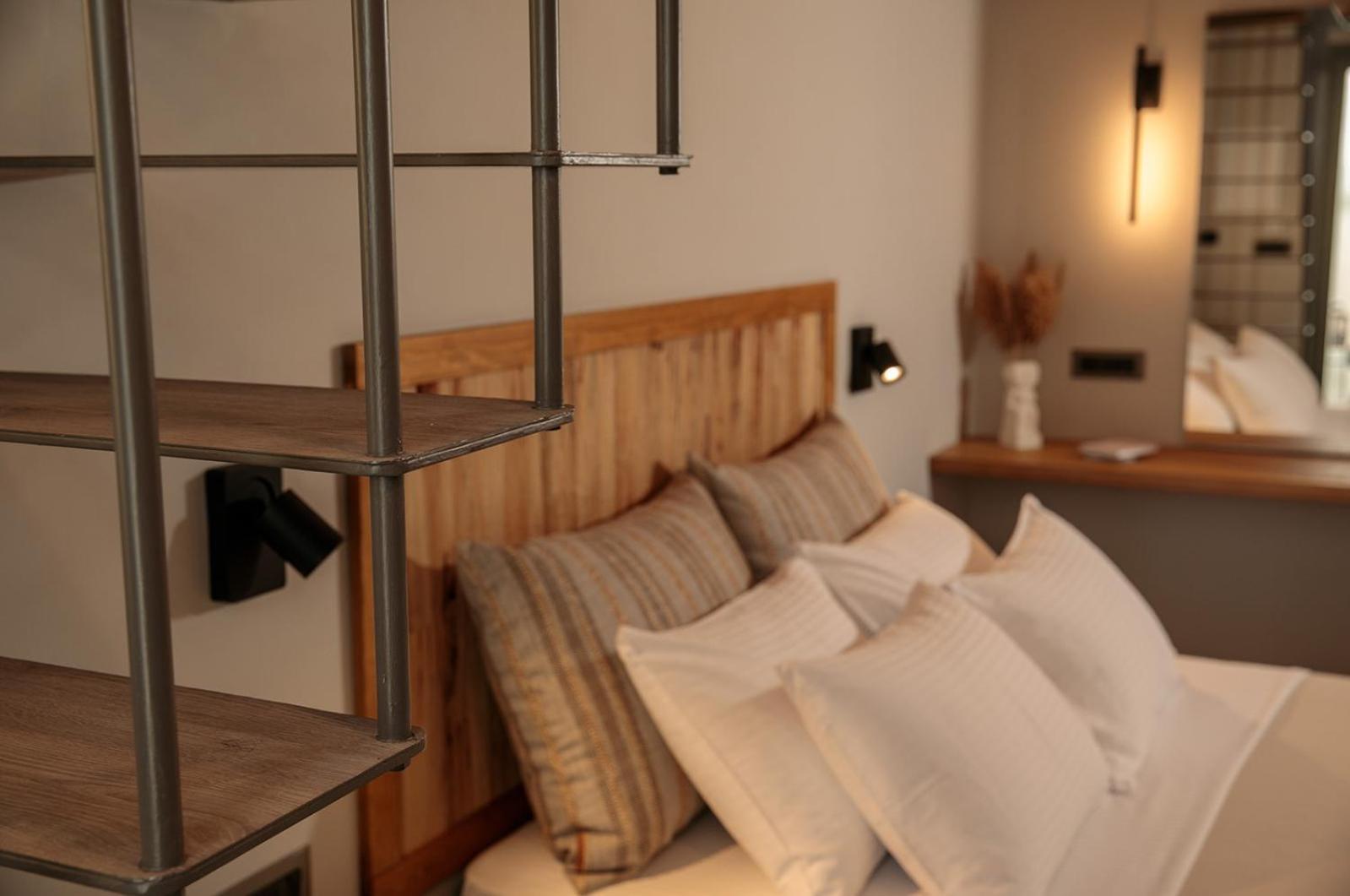 "Makava Suites" Your Luxe Urban Sanctuary Naxos City Bagian luar foto