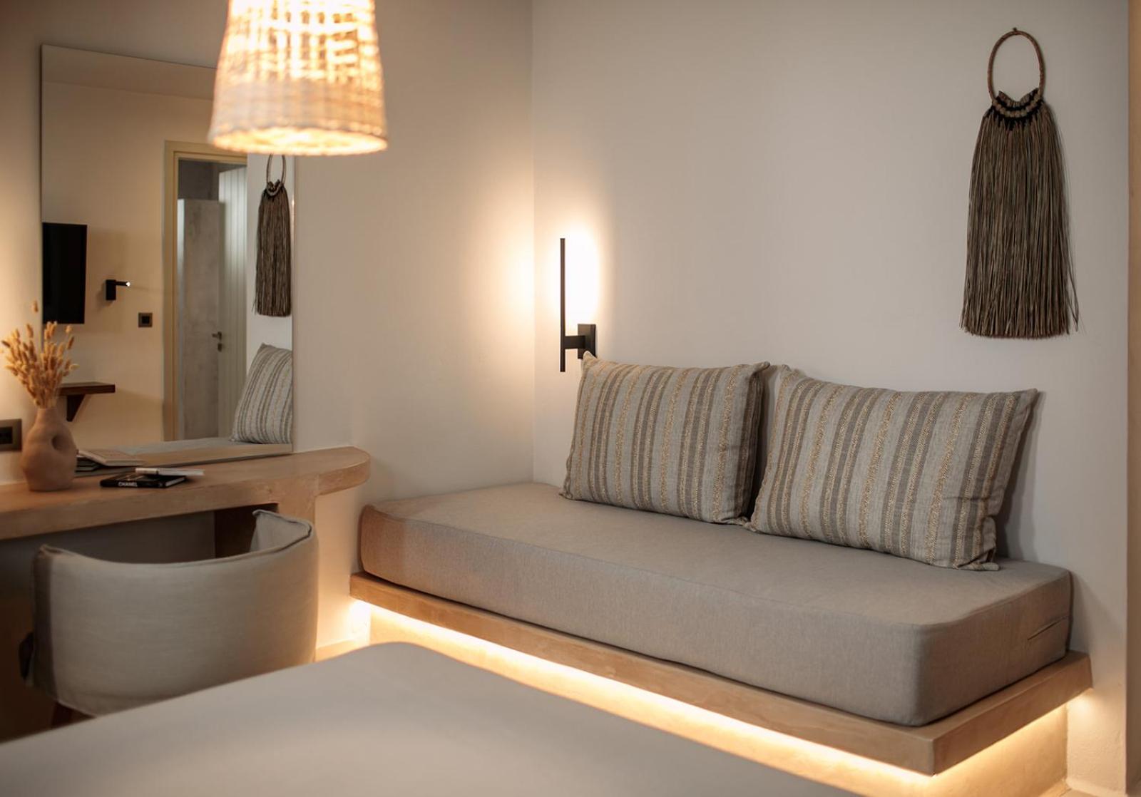 "Makava Suites" Your Luxe Urban Sanctuary Naxos City Bagian luar foto